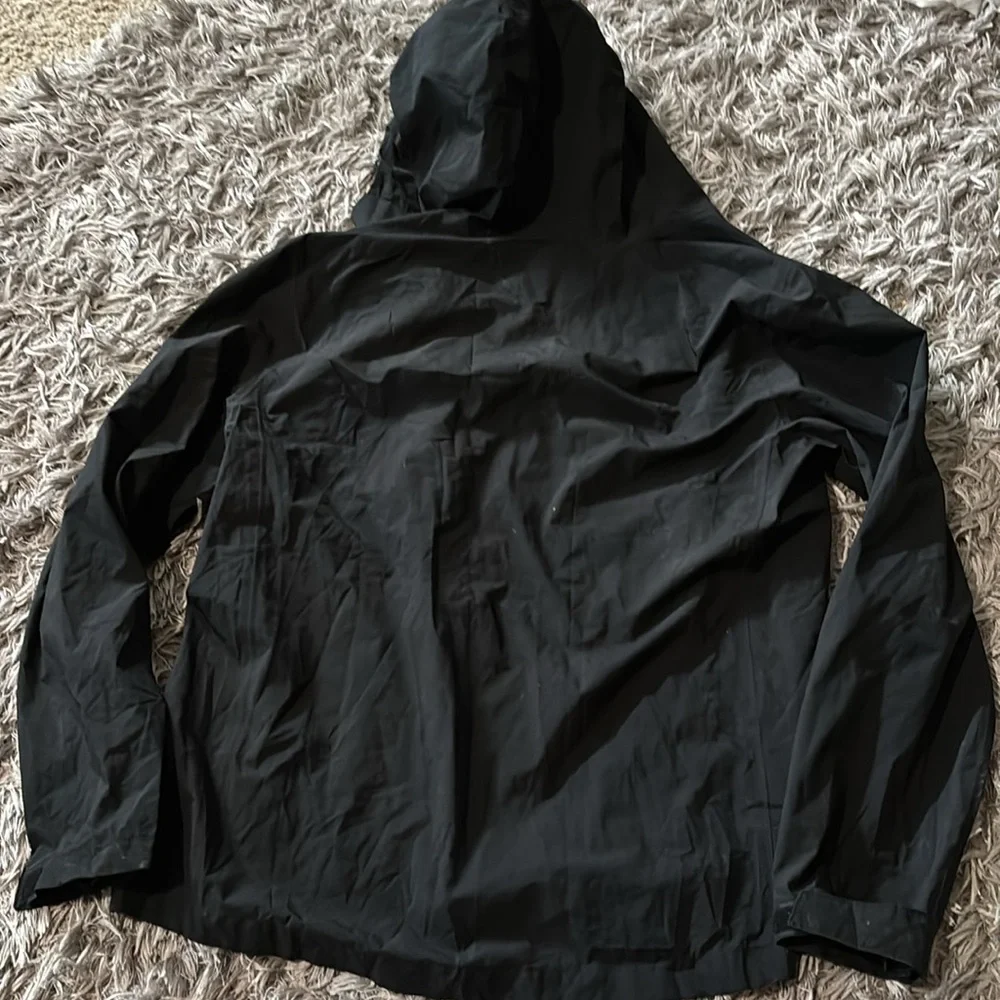 Boys windbreaker - Picture 3 of 3